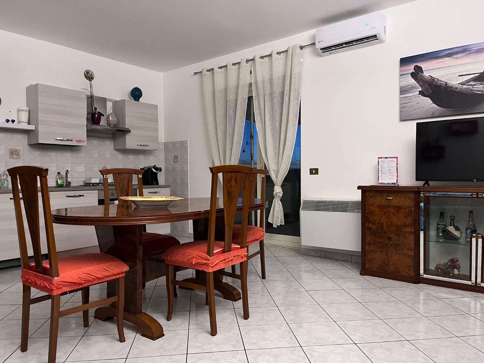 Fco Airport Titina'S House Apartment Fiumicino Luaran gambar